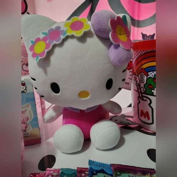 Hello Kitty Easter Bundle - Picture 9 of 12